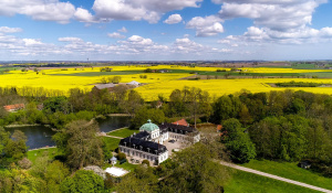 Jordberga slott finns nära Källstorp i Östra Trelleborg.