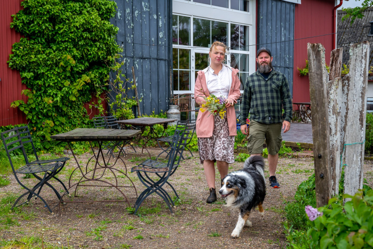 Joanna och Mick Daly, krögarparet bakom Hällåkra vingård, ser fram emot sommaren 2020 med tillförsikt.