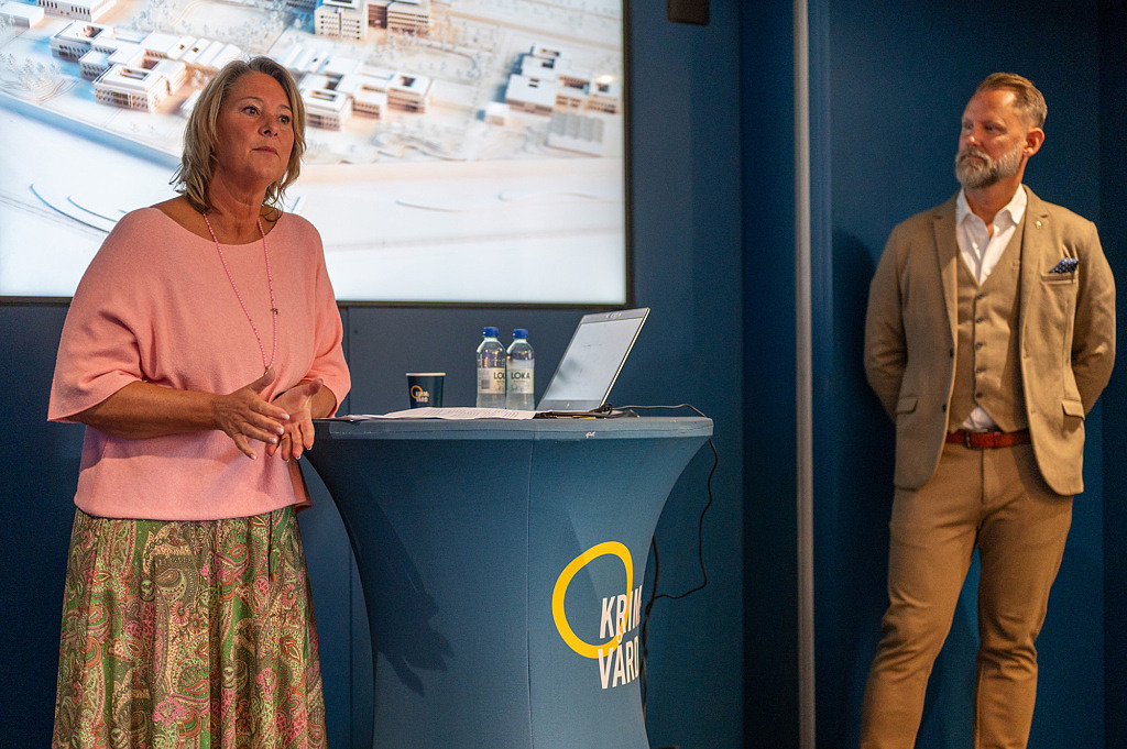 Gisela Öst, kommundirektör, och Andreas Wallin, kriminalvårdschef. Foto: Niclas Ingvarsson, Trelleborgs kommun.